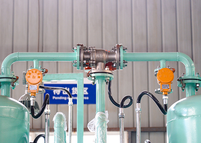 油氣回收設(shè)備細(xì)節(jié)圖1 油氣回收設(shè)備細(xì)節(jié)圖1